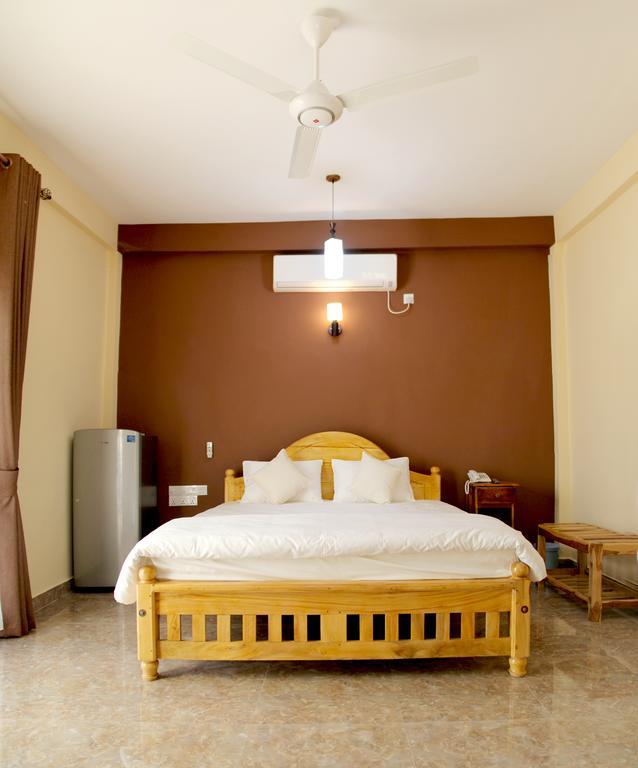 Bluewater Beach Resort Trincomalee Cameră foto