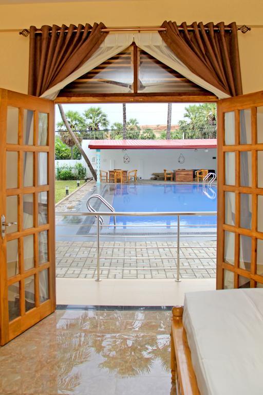 Bluewater Beach Resort Trincomalee Cameră foto